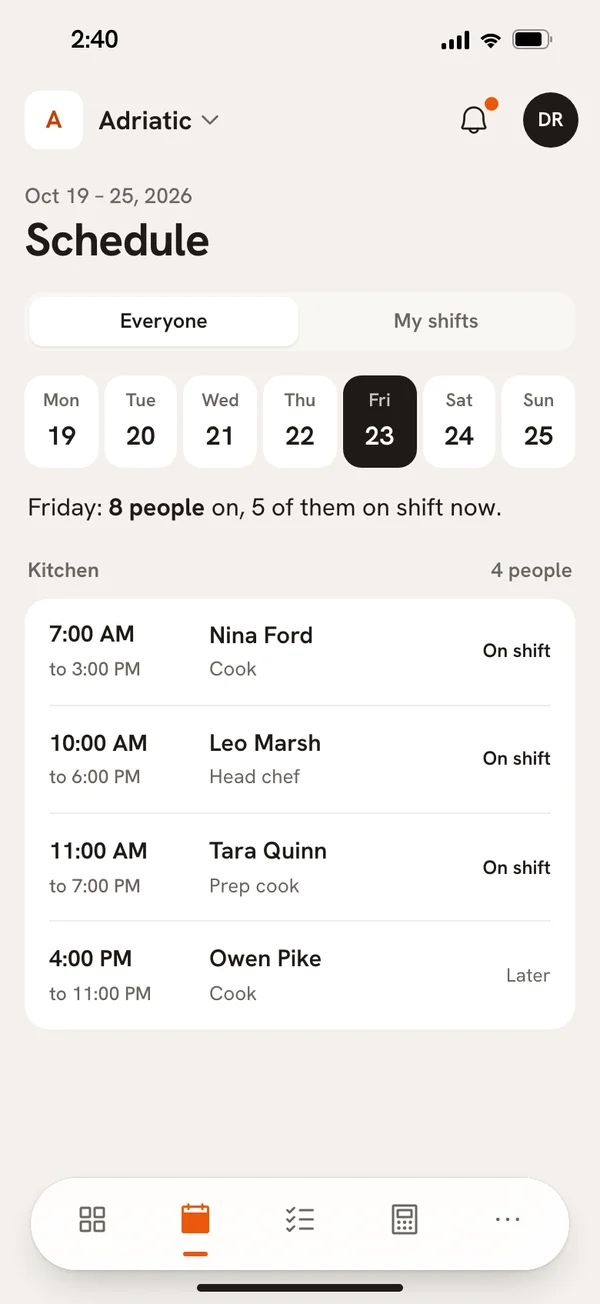 Patrono on a phone: the week's shift schedule for the staff